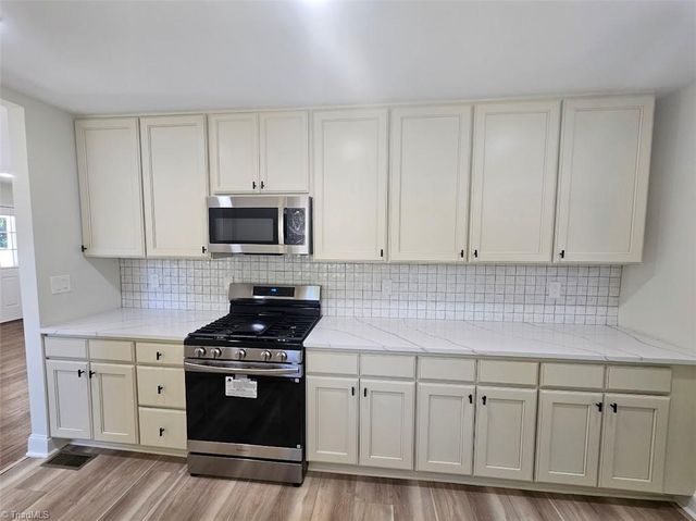 1915 Blain Street, High Point, NC 27262
