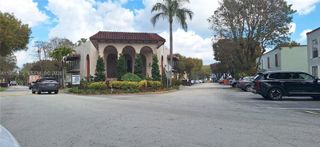 10832 N Kendall Dr U16, Kendall, FL 33176