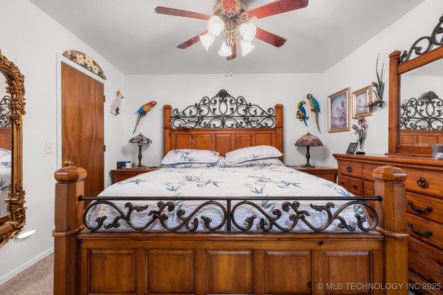 2607 E 2092 Road, Hugo, OK 74743