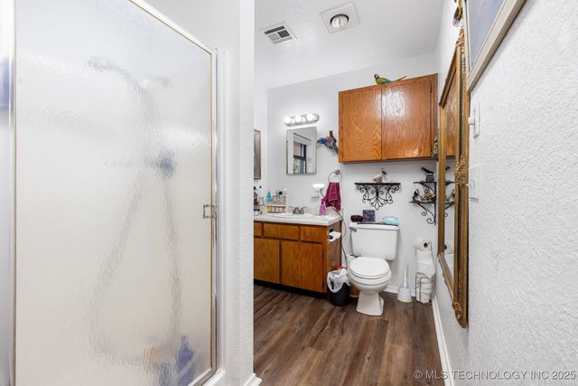 2607 E 2092 Road, Hugo, OK 74743