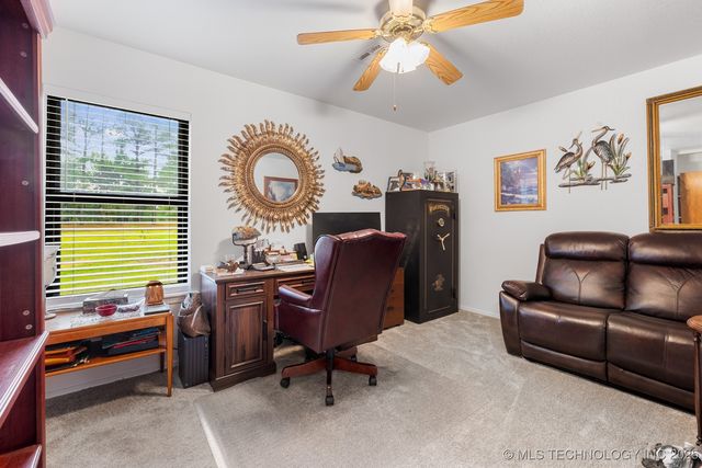 2607 E 2092 Road, Hugo, OK 74743