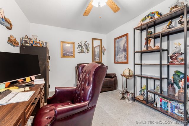 2607 E 2092 Road, Hugo, OK 74743