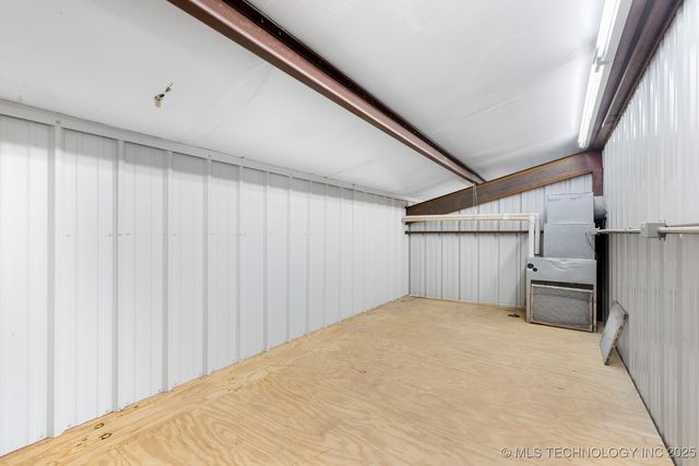 2607 E 2092 Road, Hugo, OK 74743