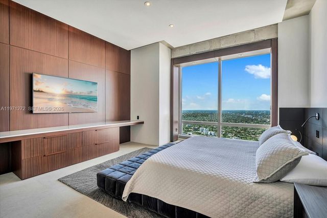 1425 Brickell Avenue 60AB, Miami, FL 33131