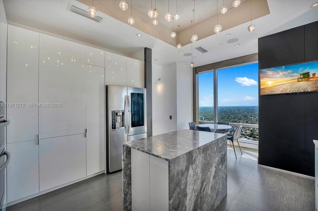 1425 Brickell Avenue 60AB, Miami, FL 33131