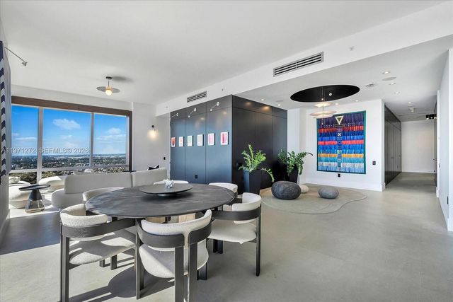 1425 Brickell Avenue 60AB, Miami, FL 33131