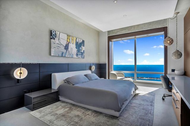 1425 Brickell Avenue 60AB, Miami, FL 33131