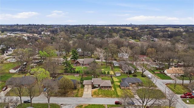 601 James Street, Harrisonville, MO 64701