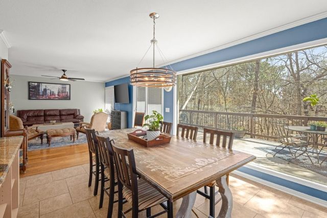 13 Deddington Drive, Bella Vista, AR 72714