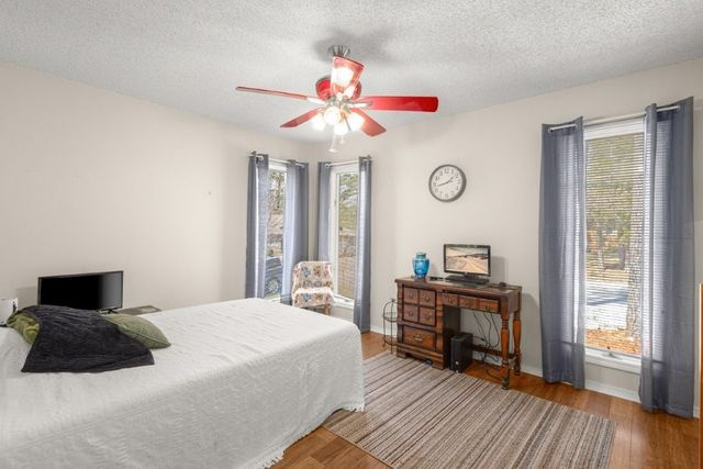 13 Deddington Drive, Bella Vista, AR 72714