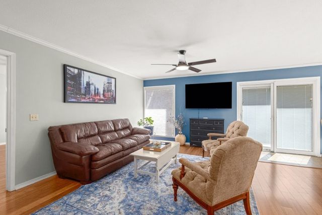 13 Deddington Drive, Bella Vista, AR 72714