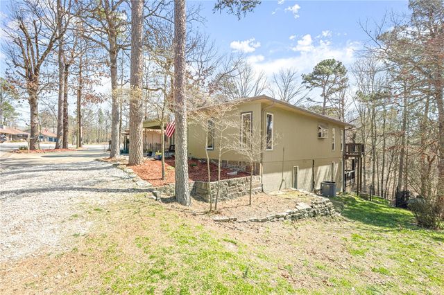 13 Deddington Drive, Bella Vista, AR 72714