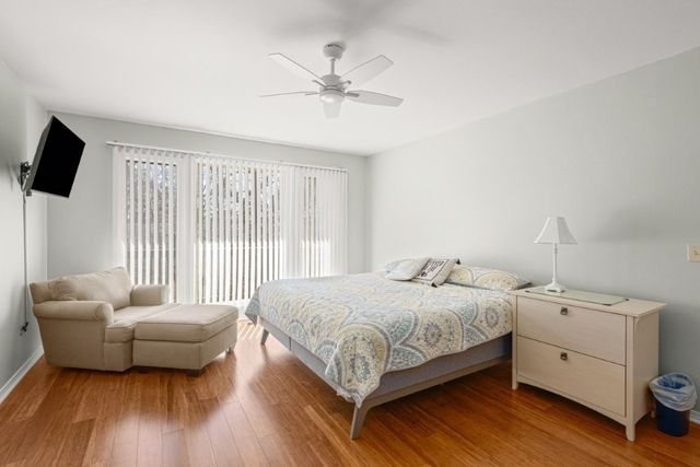 13 Deddington Drive, Bella Vista, AR 72714