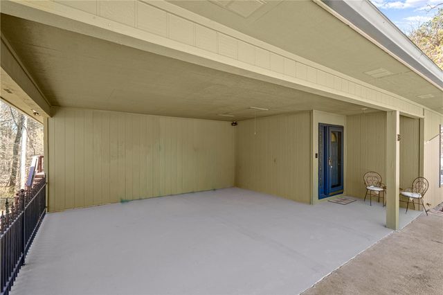 13 Deddington Drive, Bella Vista, AR 72714