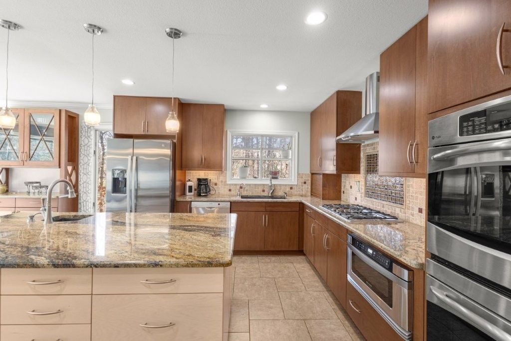 13 Deddington Drive, Bella Vista, AR 72714