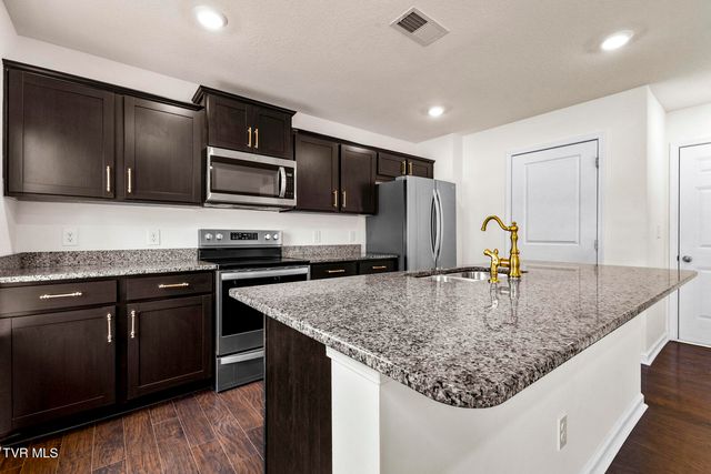 5041 Cotton Seed Way, Morristown, TN 37813