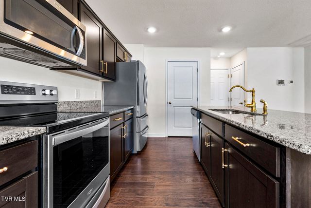 5041 Cotton Seed Way, Morristown, TN 37813