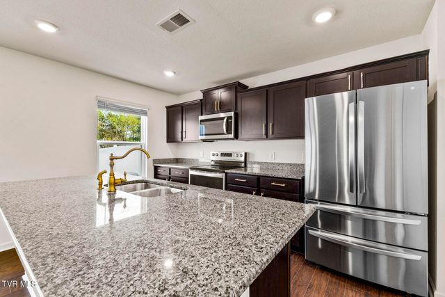 5041 Cotton Seed Way, Morristown, TN 37813