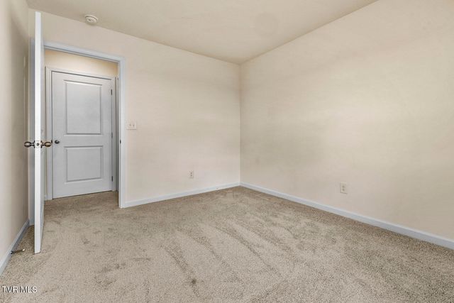 5041 Cotton Seed Way, Morristown, TN 37813