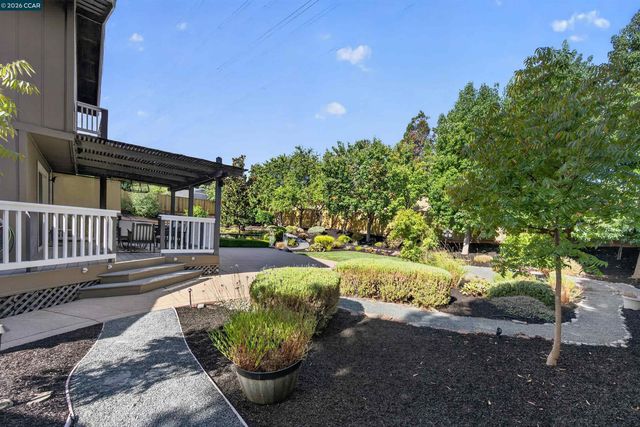 1409 Stonehedge Dr, Pleasant Hill, CA 94523