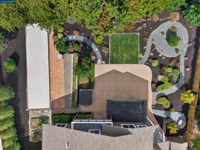 1409 Stonehedge Dr, Pleasant Hill, CA 94523