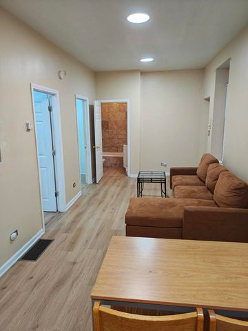 3921 W Huron Street 3, Chicago, IL 60624