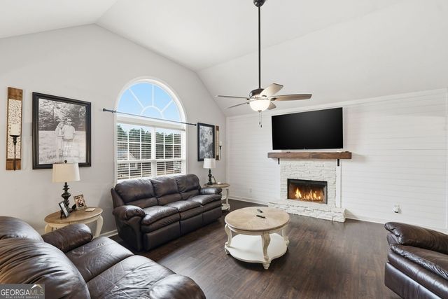 302 White Marble Way, Ball Ground, GA 30107