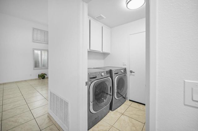 8339 E County Dr, El Cajon, CA 92021