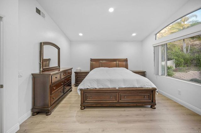 8339 E County Dr, El Cajon, CA 92021