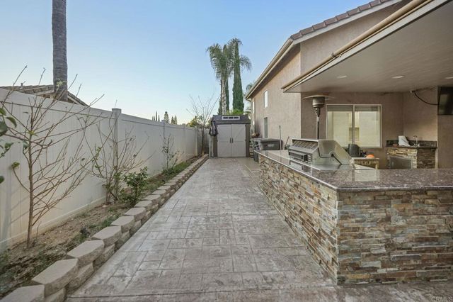 8339 E County Dr, El Cajon, CA 92021