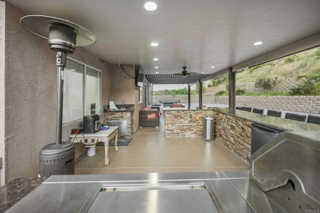 8339 E County Dr, El Cajon, CA 92021