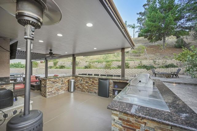 8339 E County Dr, El Cajon, CA 92021