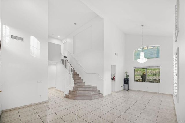 8339 E County Dr, El Cajon, CA 92021