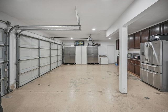 8339 E County Dr, El Cajon, CA 92021