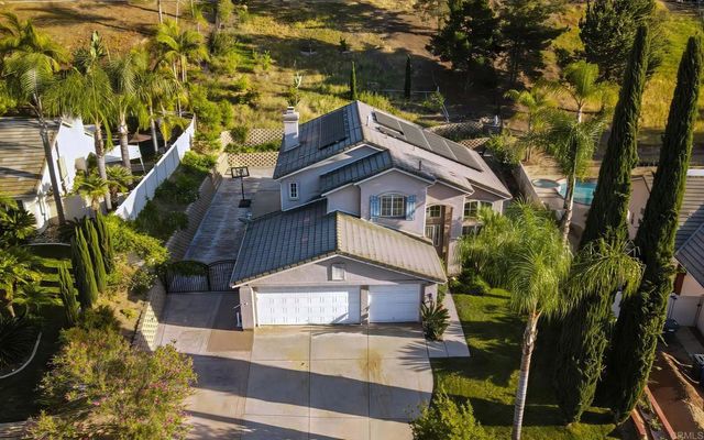 8339 E County Dr, El Cajon, CA 92021