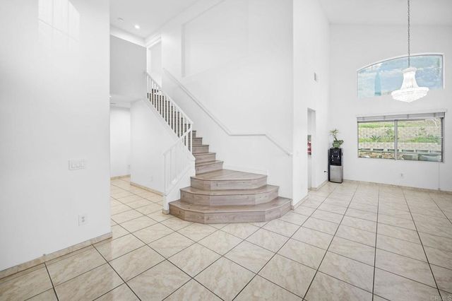 8339 E County Dr, El Cajon, CA 92021