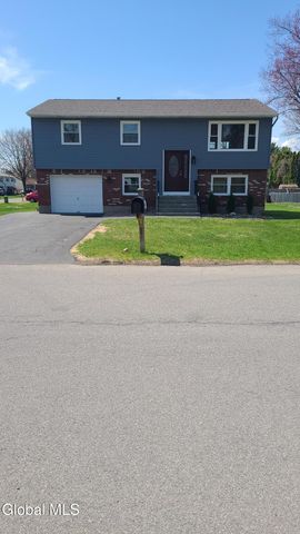 11 Village Park Drive, Colonie, NY 12205