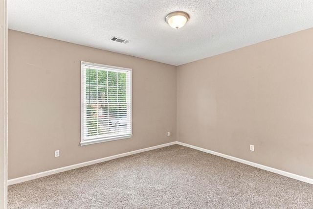 8941 HICKORY TRAIL DR, Memphis, TN 38018