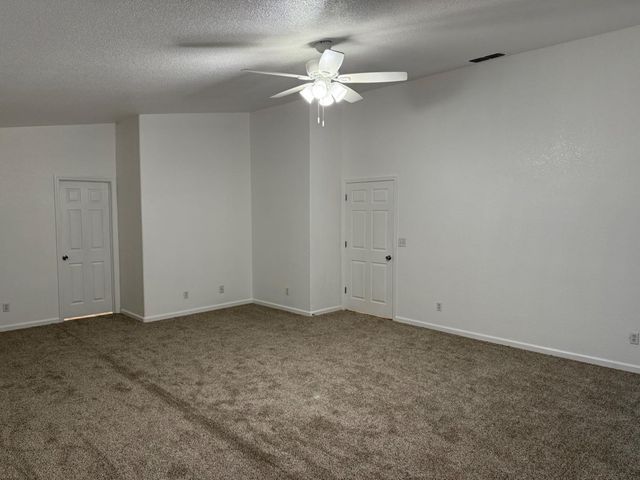 683 Mark Thomas Dr, Yuba City, CA 95993