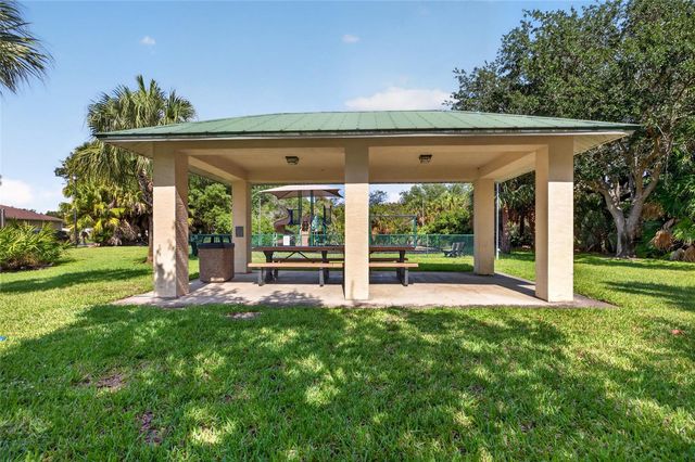 2502 NATURE POINTE LOOP, Fort Myers, FL 33905