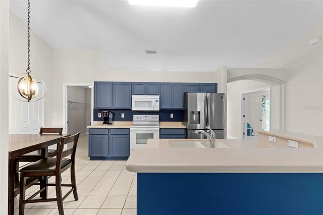 2502 NATURE POINTE LOOP, Fort Myers, FL 33905
