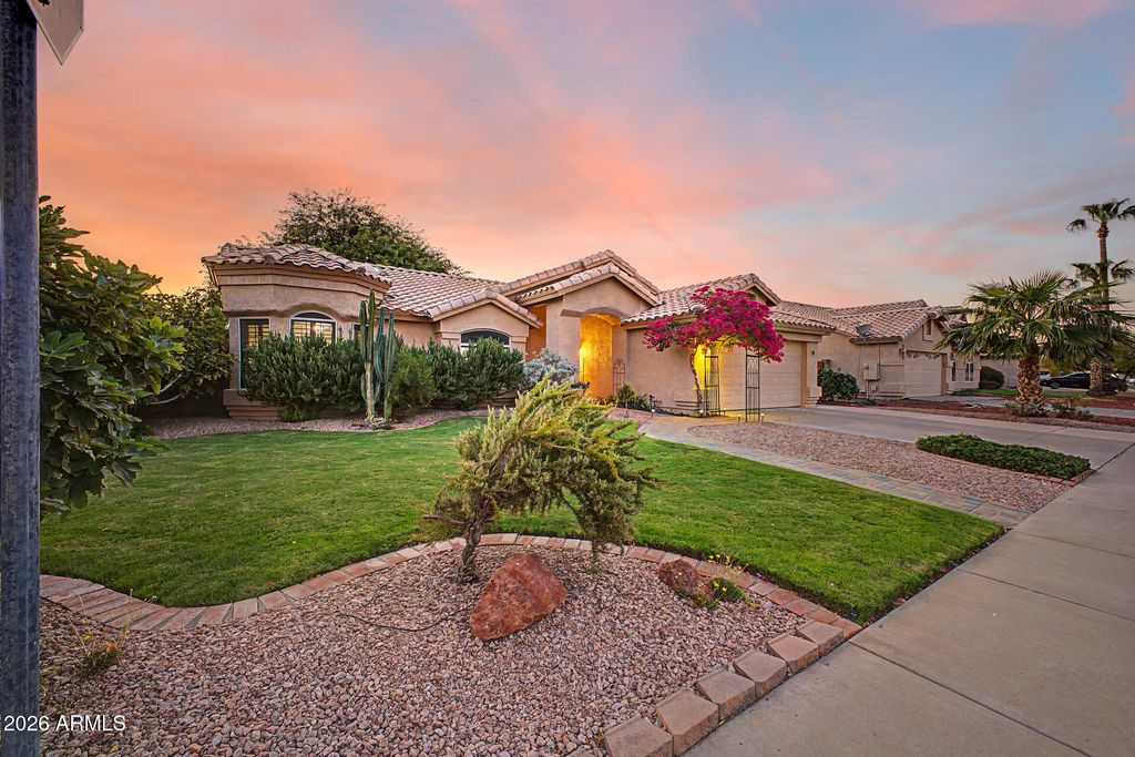 250 S ASH Drive, Chandler, AZ 85224 — photo 5