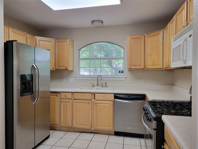 2328 Friarcreek LOOP, Round Rock, TX 78664