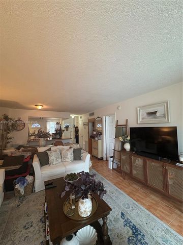 3551 NE 169th St 104, North Miami Beach, FL 33160