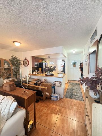 3551 NE 169th St 104, North Miami Beach, FL 33160