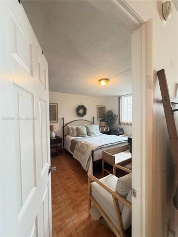3551 NE 169th St 104, North Miami Beach, FL 33160