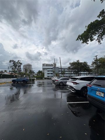 3551 NE 169th St 104, North Miami Beach, FL 33160
