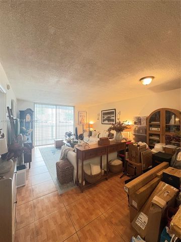 3551 NE 169th St 104, North Miami Beach, FL 33160