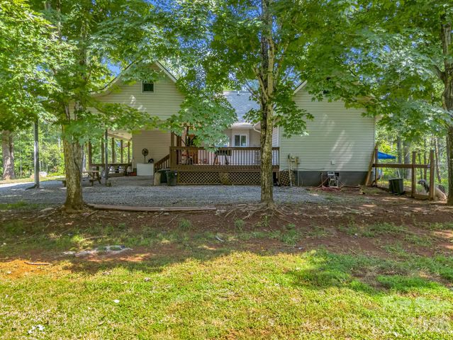 209 Chrysalis Lane, Lake Lure, NC 28746