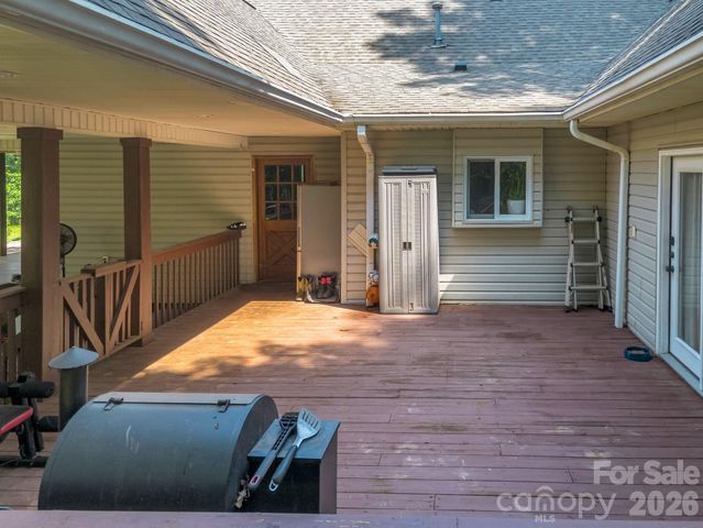 209 Chrysalis Lane, Lake Lure, NC 28746